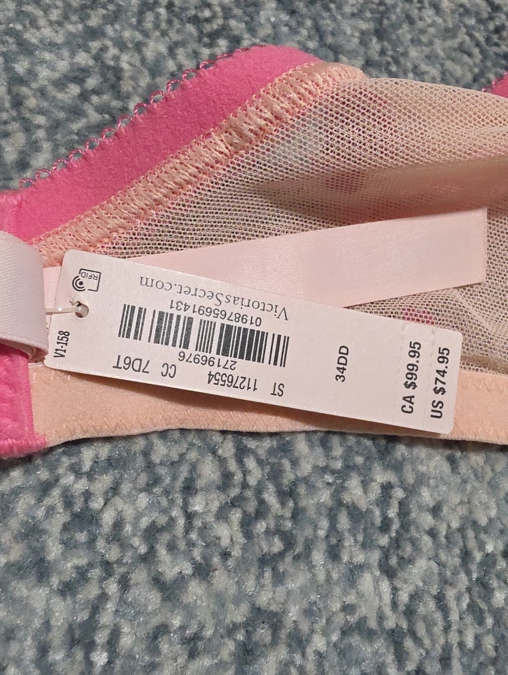VICTORIA SECRET'S Soft  Pink  Underwire Bra with Floral Lace Detail Size 34DD - Picture 11 of 11